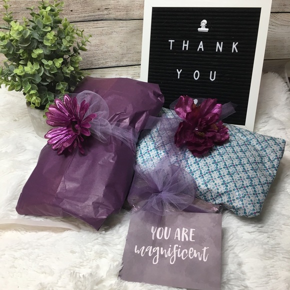 Meet your Posher, Alyssa - Picture 3 of 4